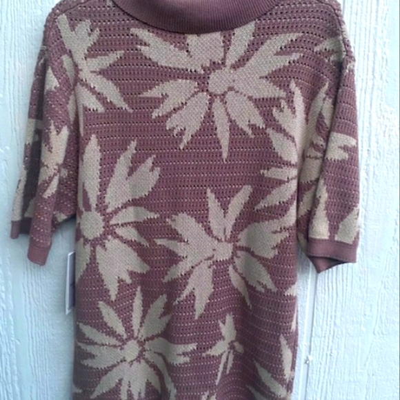 NWT Massive Luxury Knit Crochet Men's Shirt - Size M - Picture 3 of 3